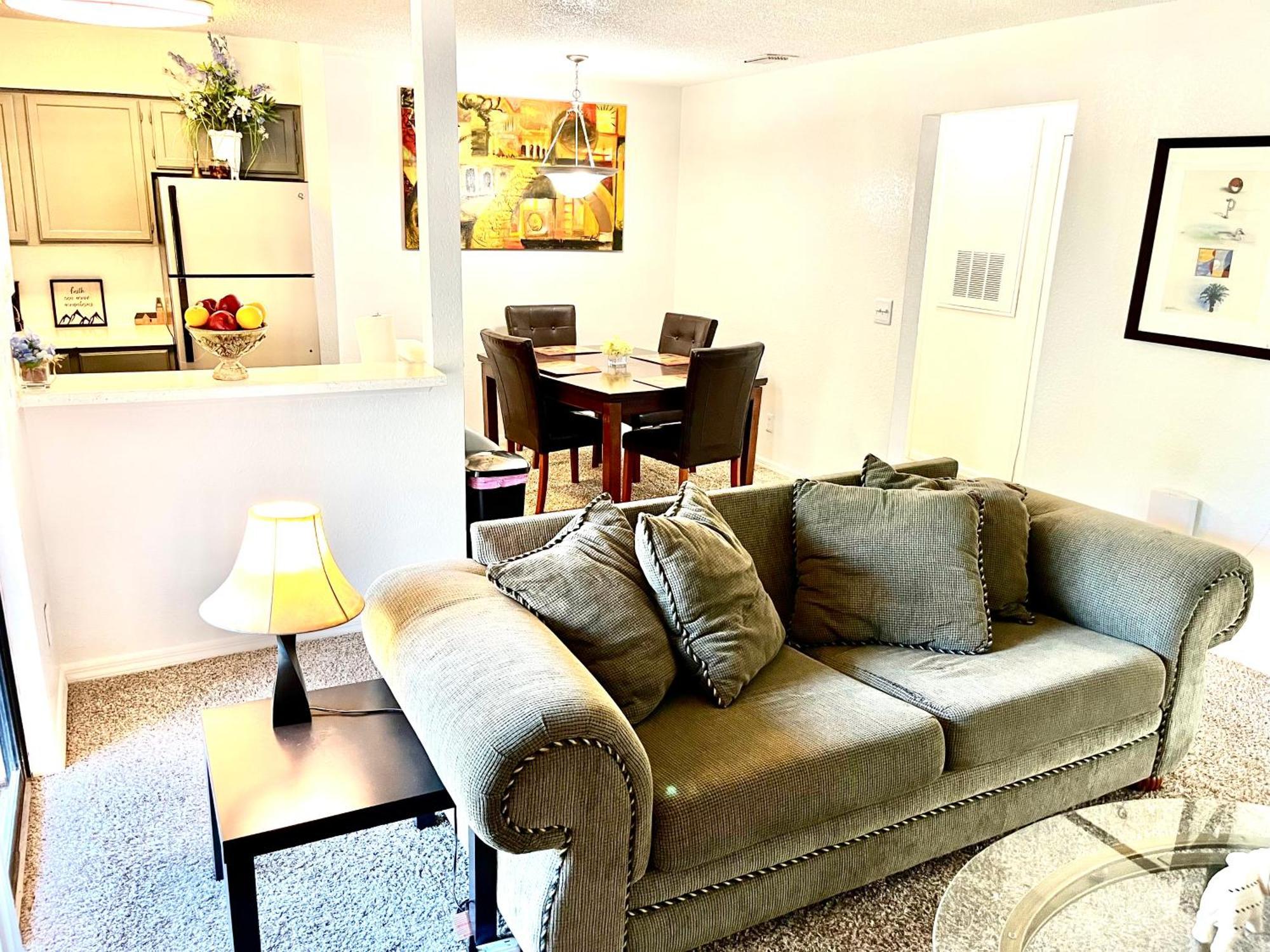 Daytona 2 Bed Apartment 10 Minutes To Beach With Balcony Port Orange Eksteriør bilde