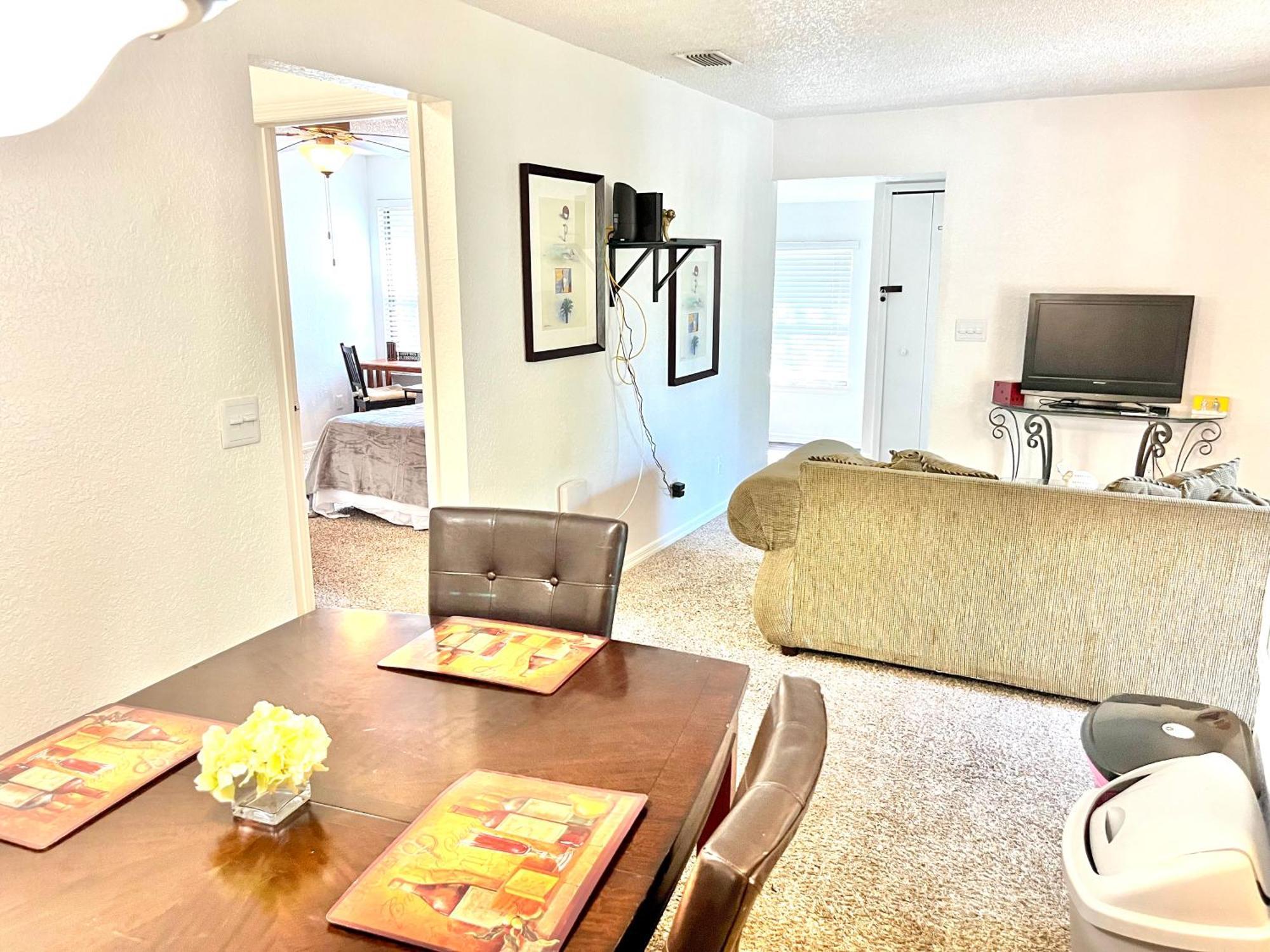 Daytona 2 Bed Apartment 10 Minutes To Beach With Balcony Port Orange Eksteriør bilde