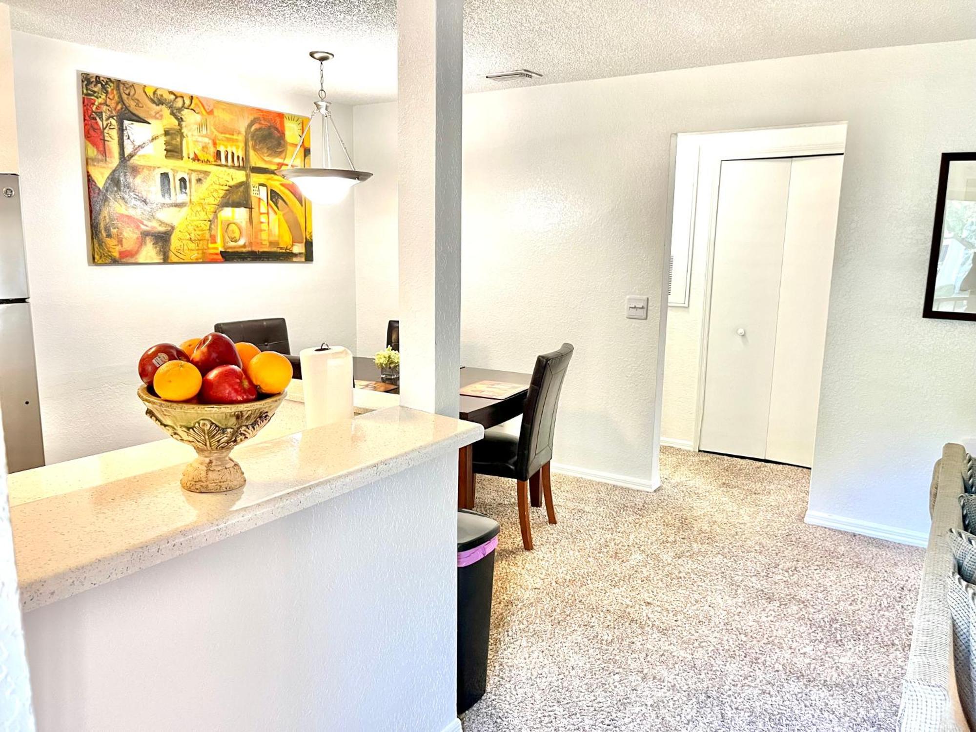 Daytona 2 Bed Apartment 10 Minutes To Beach With Balcony Port Orange Eksteriør bilde