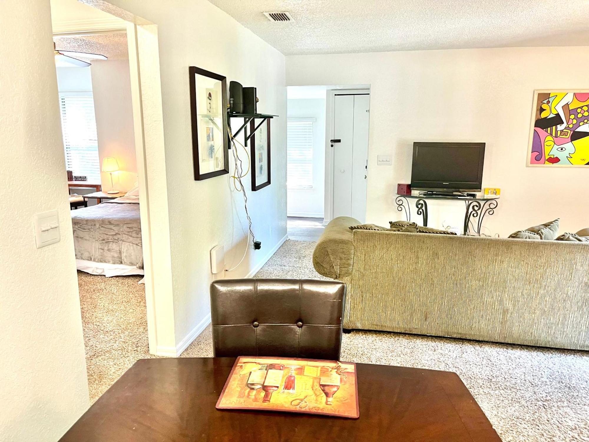 Daytona 2 Bed Apartment 10 Minutes To Beach With Balcony Port Orange Eksteriør bilde