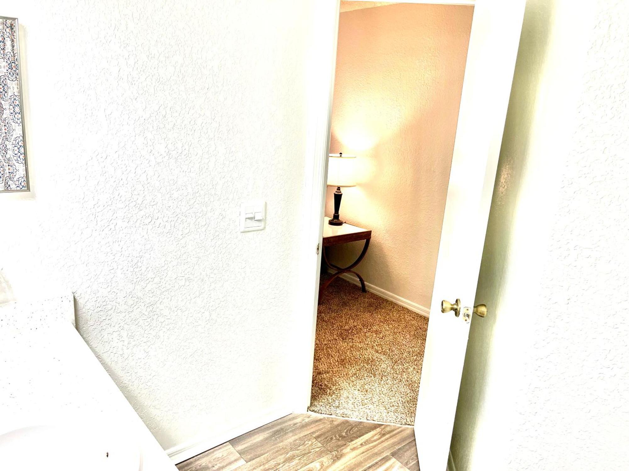 Daytona 2 Bed Apartment 10 Minutes To Beach With Balcony Port Orange Eksteriør bilde